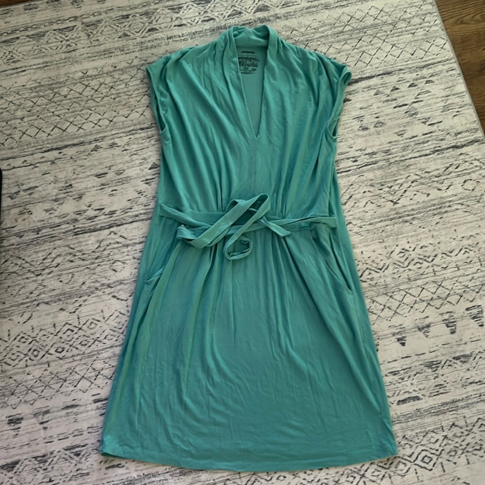 Patagonia Women's Striped Tiffany blue  Tie Dress Size Large